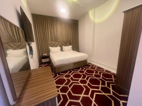 RED 40-Al Ezz Suites